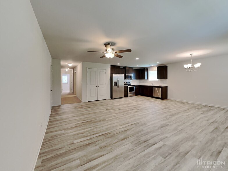 Building Photo - 4951 Westerly Dr
