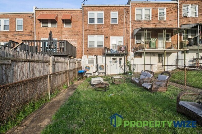 Building Photo - 5961 Benton Heights Ave