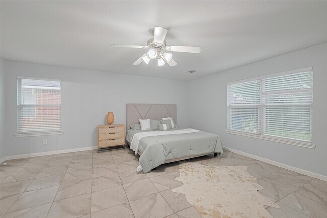 Building Photo - 2123 Gable Hollow Ln