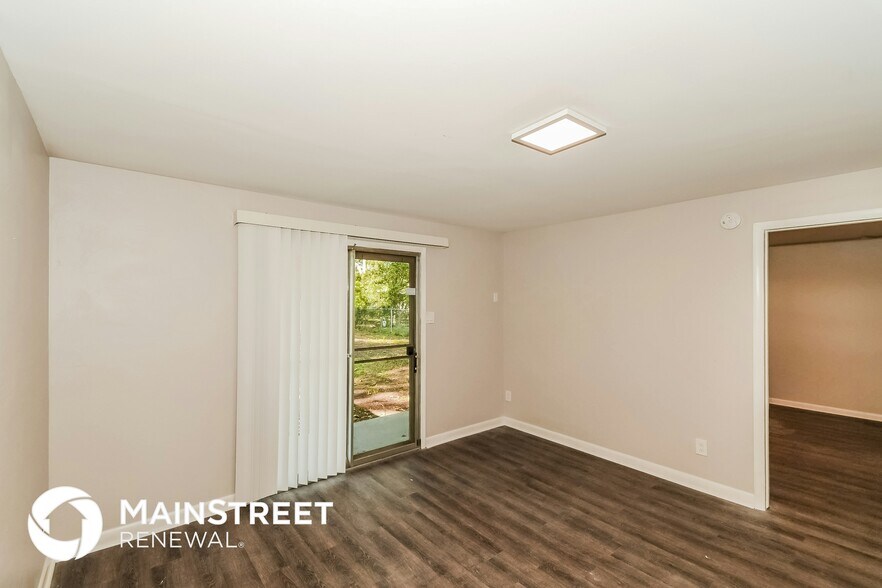 Building Photo - 7070 Perke Dr