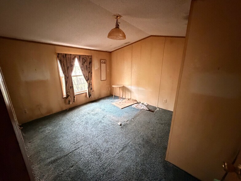 Building Photo - 4671 Old Rte 19