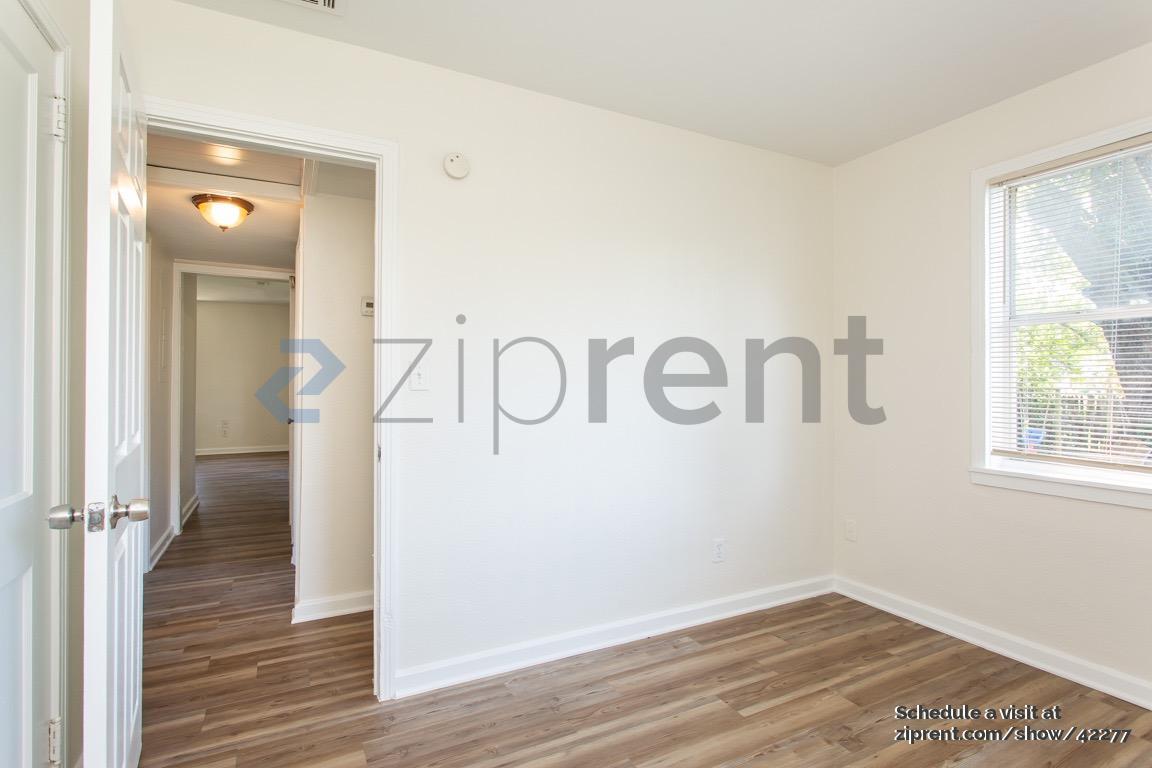 Building Photo - 1617 Campus St