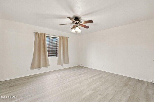 Building Photo - 6839 E Montecito Ave