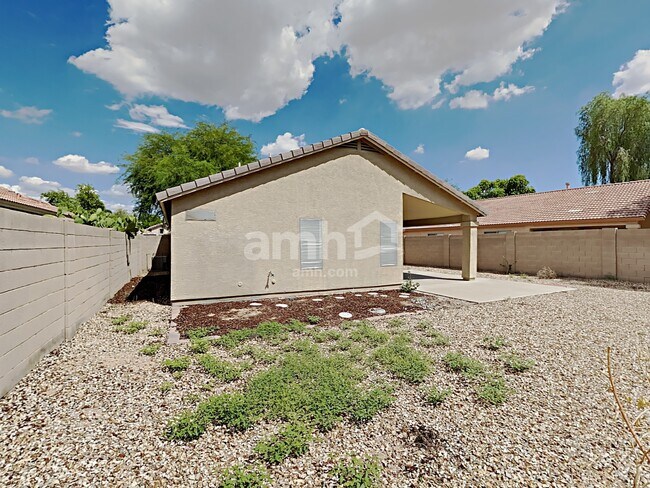 Building Photo - 13948 N 134th Dr