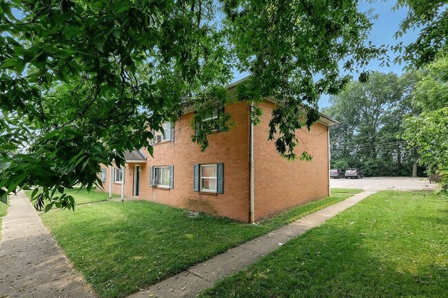 Building Photo - 187 Currier Dr
