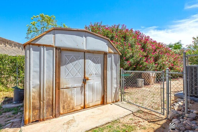 Building Photo - 4296 W County 15th St