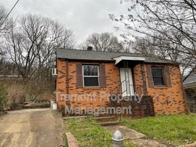 Primary Photo - 2426 13th Ave
