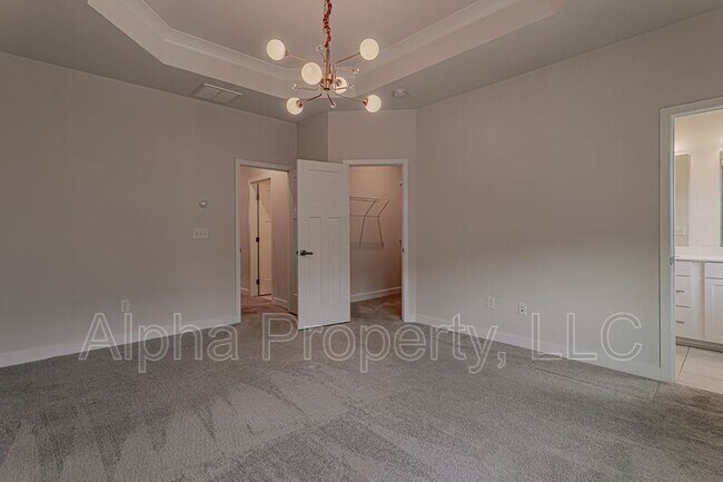 Building Photo - 120 Rollins Ave