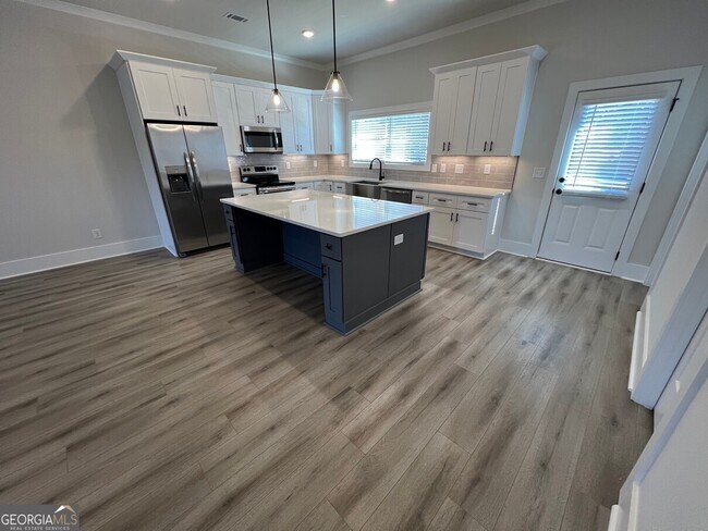 Building Photo - 859 Duck Walk Wy