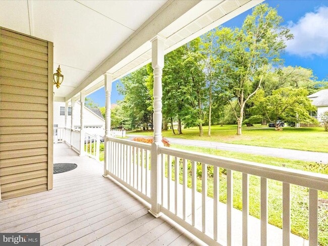 Building Photo - 18818 Liberty Mill Rd