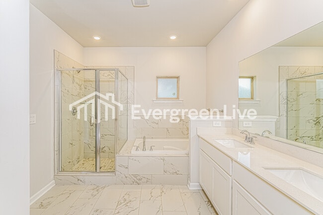 Building Photo - 150 Fenwick Pl