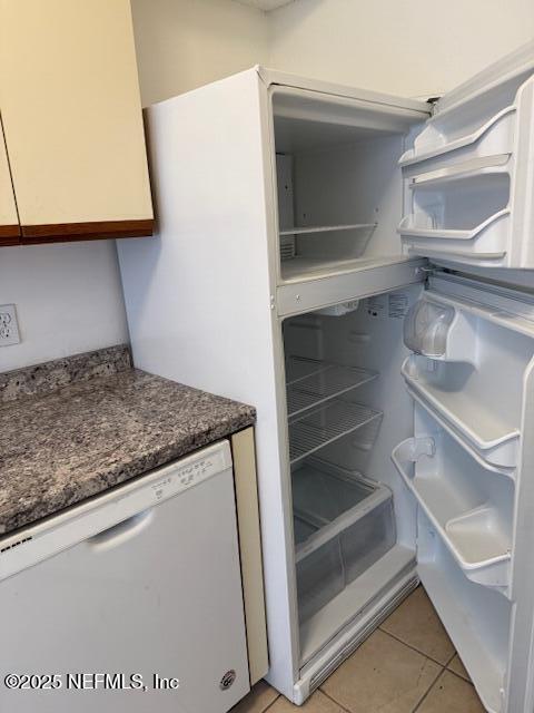 Building Photo - 10703 Alden Rd