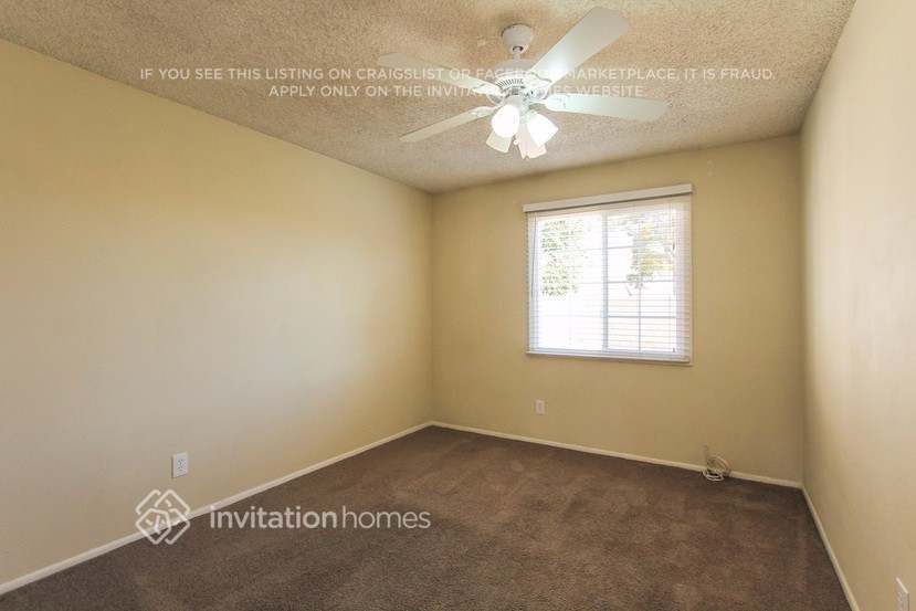 Building Photo - 3507 E Blanche Dr