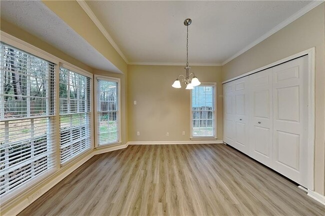 Building Photo - 10010 Feather Sound Ct