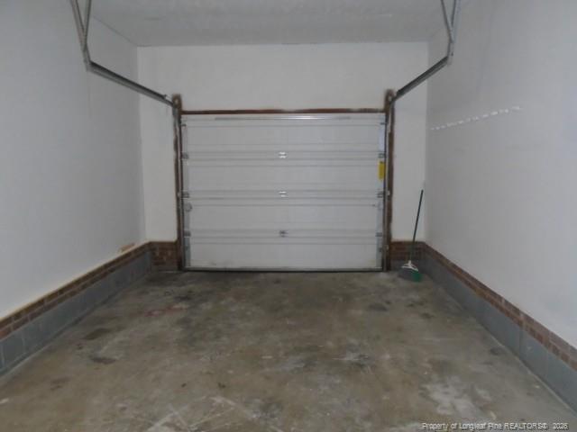Building Photo - 6827 Kizer Dr