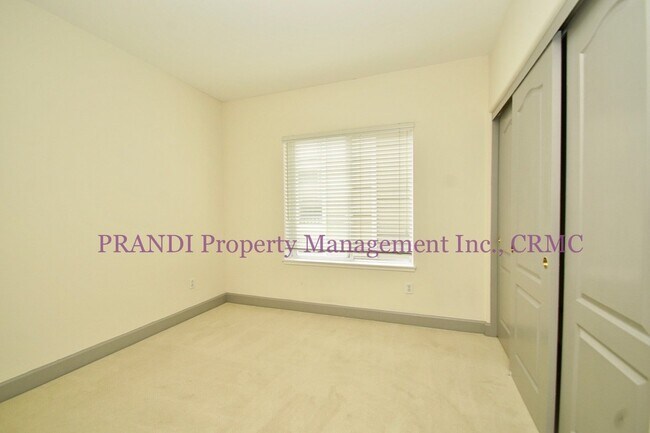 Building Photo - Prime Novato Location – Condo with Private...