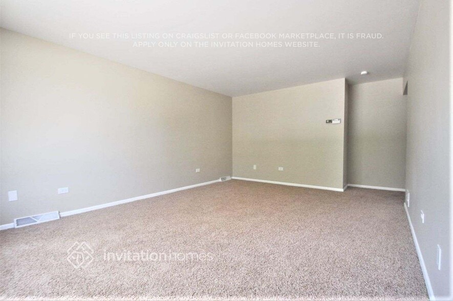 Building Photo - 16500 84th Ave