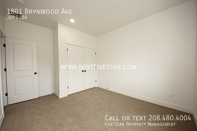 Building Photo - 1801 Brynwood Ave