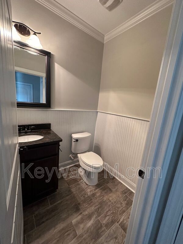 Building Photo - 1731 Edenburg Way