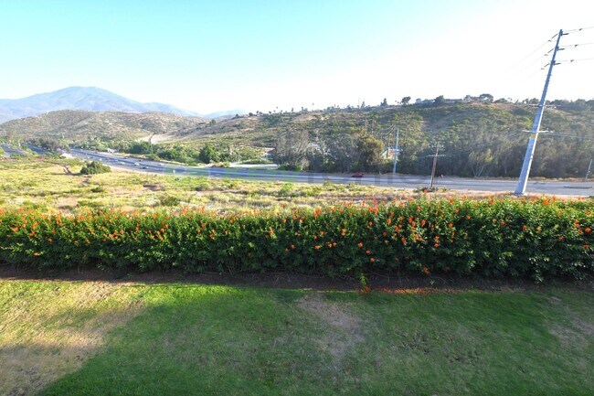 Building Photo - La Mesa | Rancho San Diego | End unit Cond...