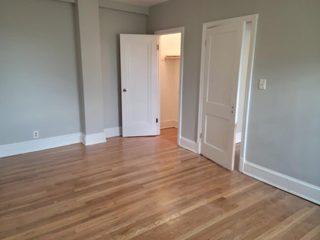 Building Photo - 1301 Longfellow St NW
