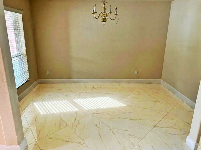 Building Photo - 10314 Moonset Ln