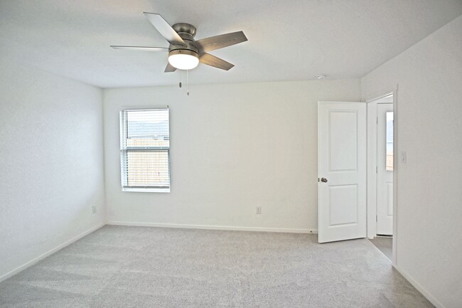 Building Photo - 350 Kayden Ct