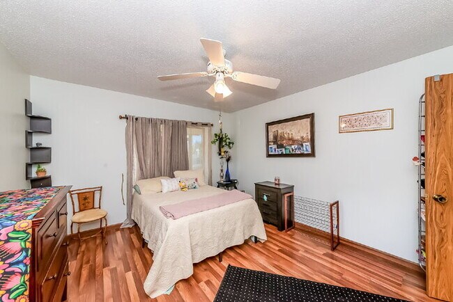 Building Photo - Fully furnished 2BR/2BA villa in Heritage Village West — $1,900/month