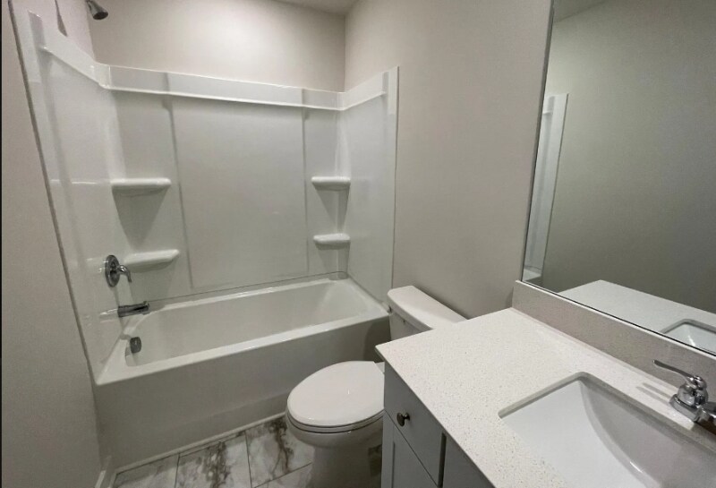 Building Photo - 2620 Comanche Ct