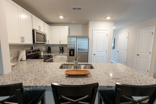 Building Photo - 167 Harvest Gold Dr