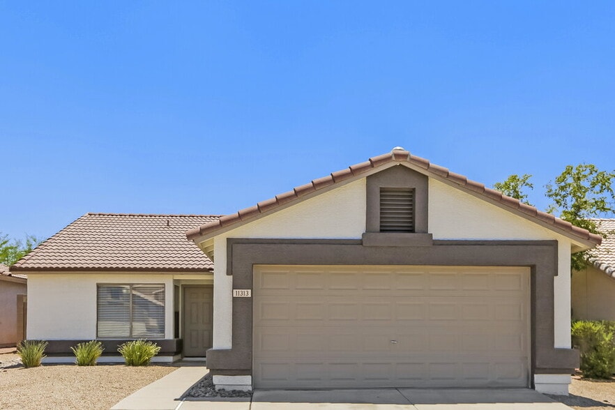 Primary Photo - 11313 W Diana Ave