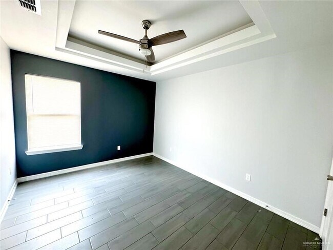 Building Photo - 3610 Bella Costa Dr
