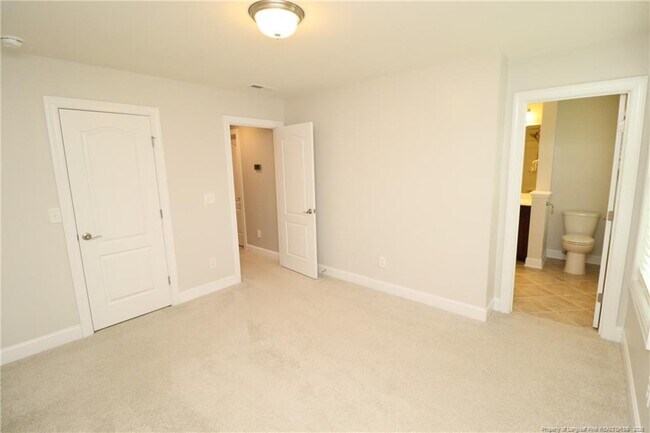 Building Photo - 410 Boscawen Ln