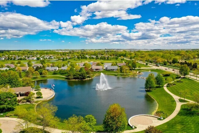 Building Photo - 12950 Meadow View Ct