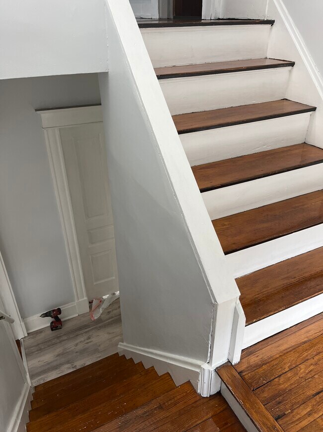 Building Photo - 3463 Cardiff Ave