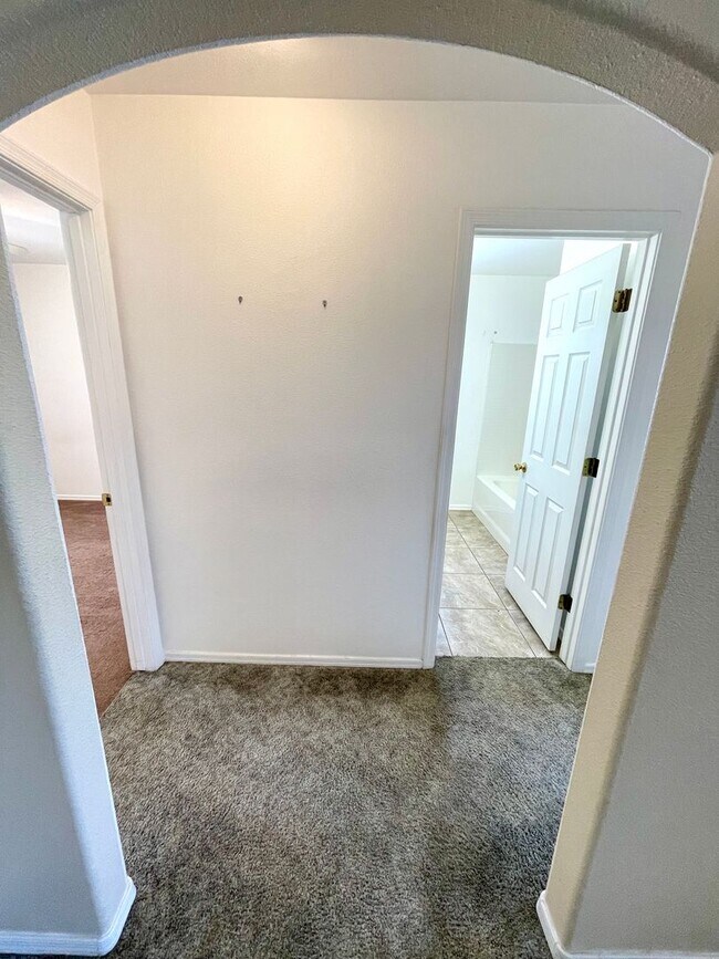 Building Photo - Inviting 3 Bedroom Home with RV Parking an...