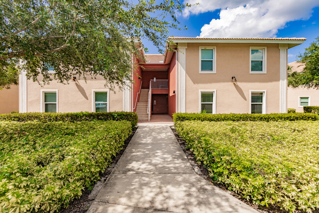 Building Photo - 27500 Palmesta Circle