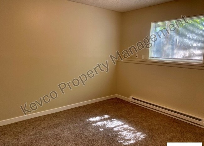 Building Photo - 1812 Pecan St