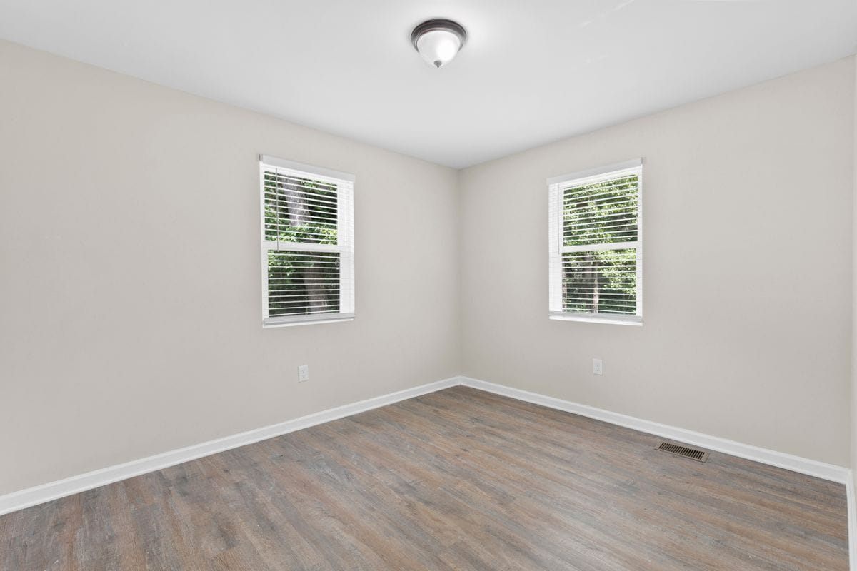 Building Photo - 2343 Carver Dr NW