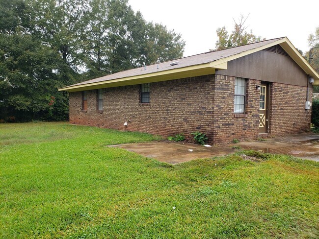 Building Photo - 2029 County Road 388