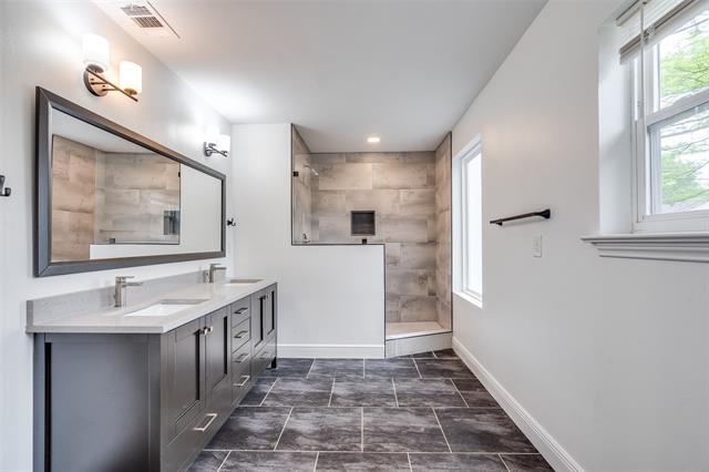 Building Photo - 3229 Merrell Cir