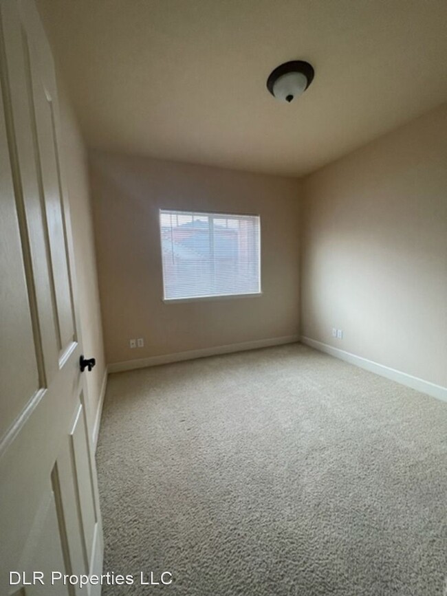 Building Photo - 3 br, 2 bath House - 6800 Spurwing Way #204