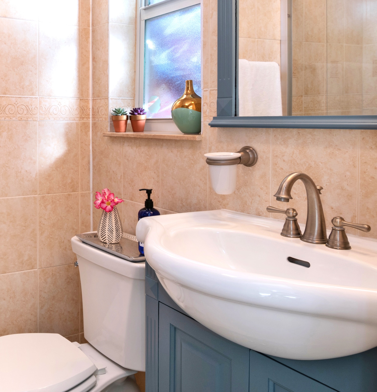 Building Photo - 1420 NE 17th Terrace