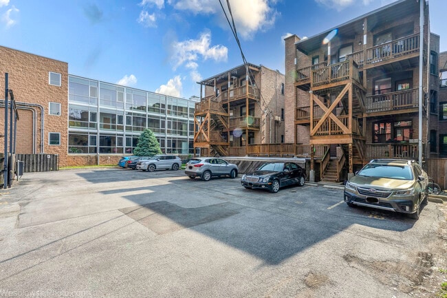 Building Photo - 5306 S Blackstone Ave