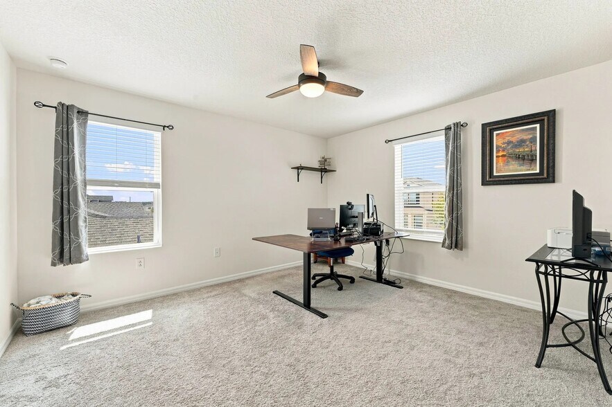 Building Photo - 455 Overpool Ave