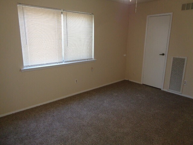 Building Photo - 8403 Windell Ln