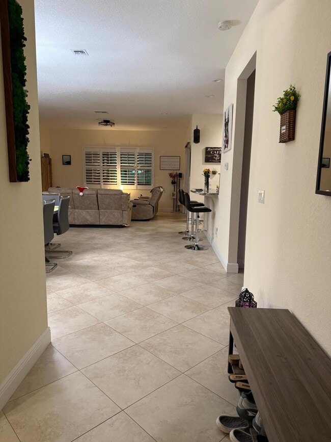 Building Photo - 10286 SW Canossa Way