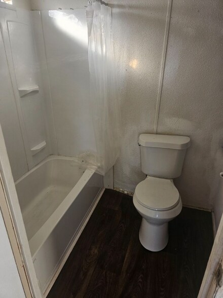 Building Photo - 1801 S Business 45