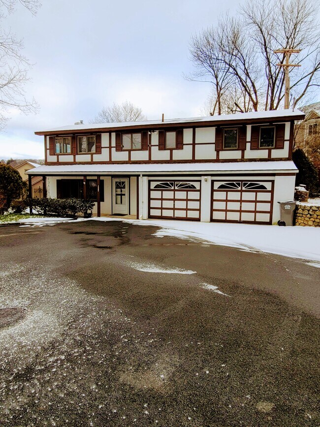 107 N Bertrand Rd 107 N Bertrand Rd Mount Arlington NJ 07856 Apartment Finder