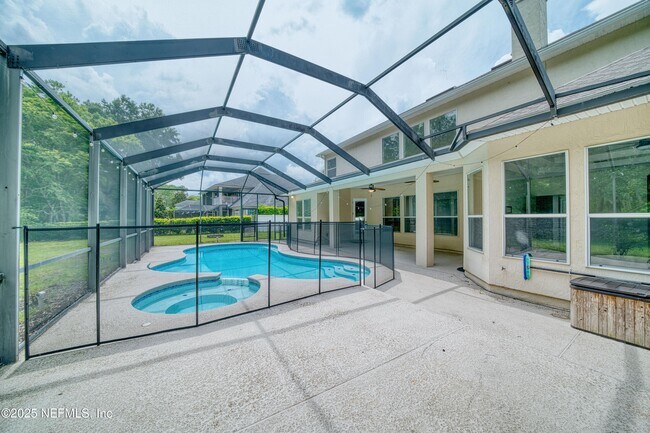 Building Photo - 1440 S Burgandy Trail